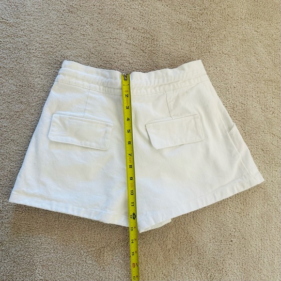 Forever 21 White denim paperbag Jean shorts, Small - Picture 6 of 6